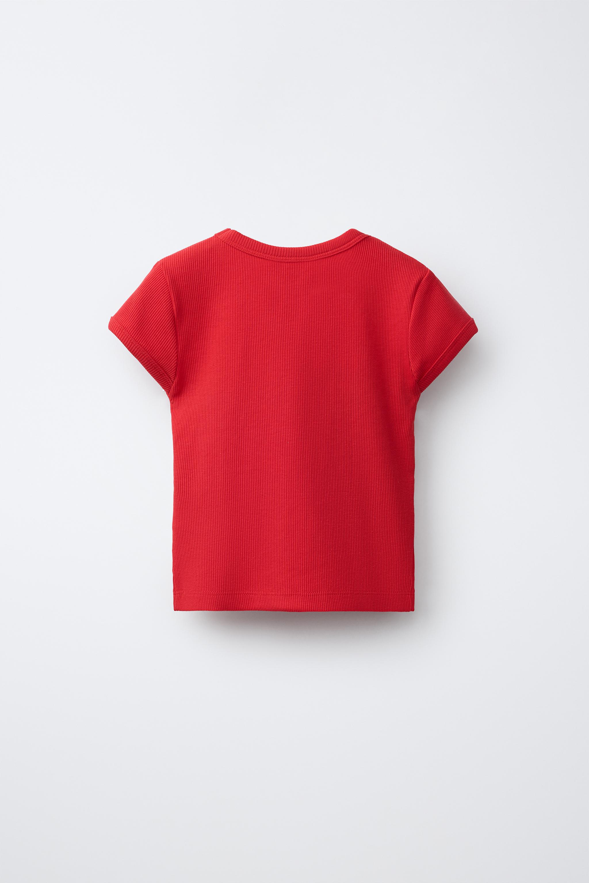 RIBBED V-NECK T-SHIRT